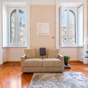 Porta Romana Cozy Studio Apartamento